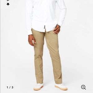 Dockers Signature Khakis, Athletic Fit 34/32